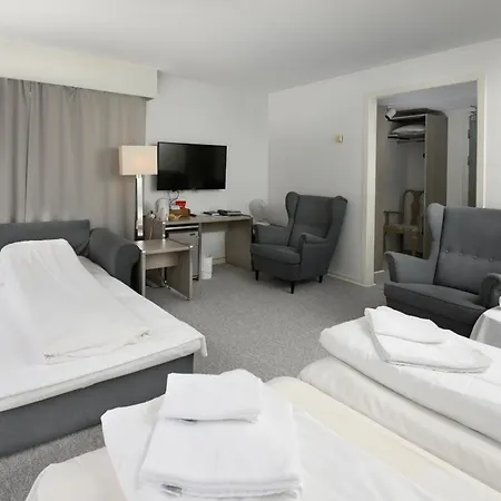 Revsnes Otel